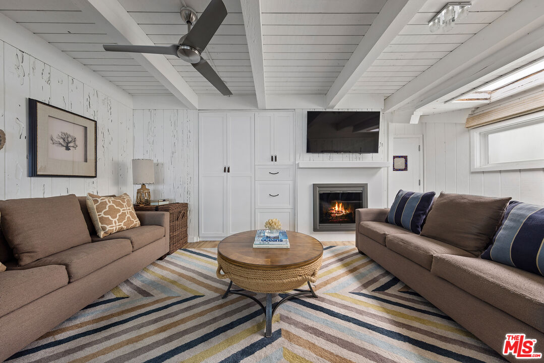 11908 Beach Club Way