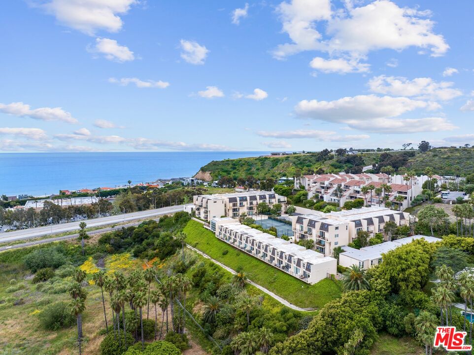 23901 Civic Center Way Unit: 374