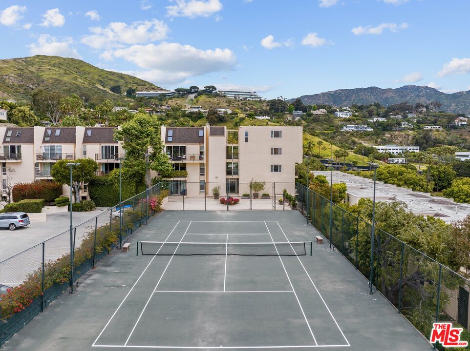 23901 Civic Center Way Unit: 374