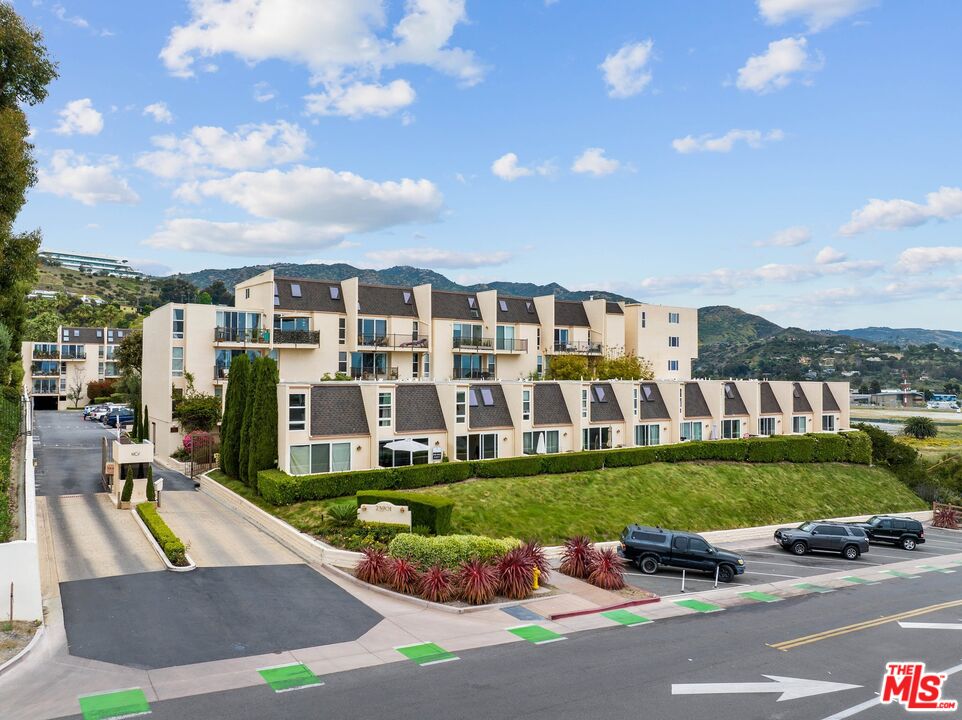 23901 Civic Center Way Unit: 374