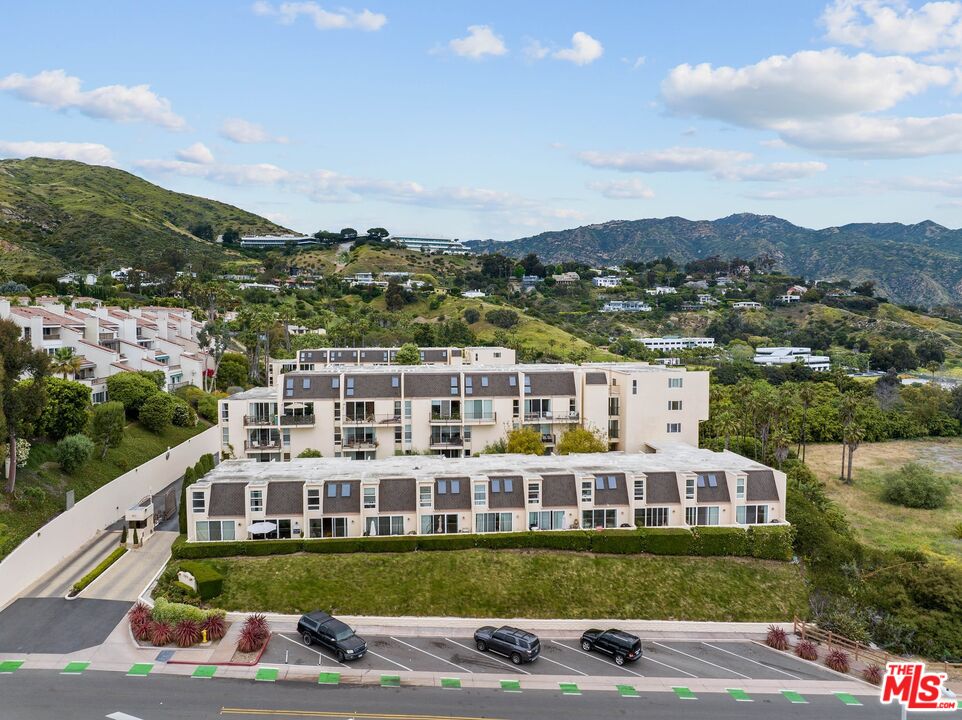 23901 Civic Center Way Unit: 374