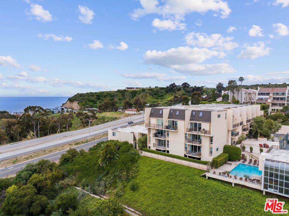 23901 Civic Center Way Unit: 374