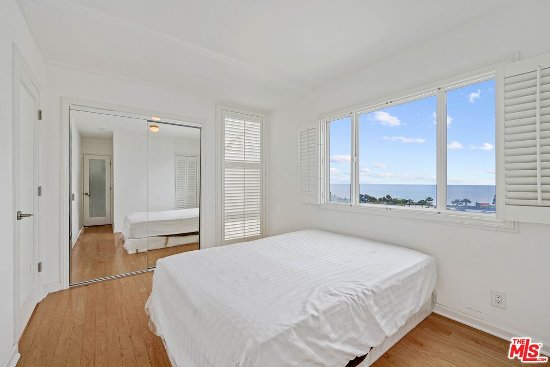 23901 Civic Center Way Unit: 374