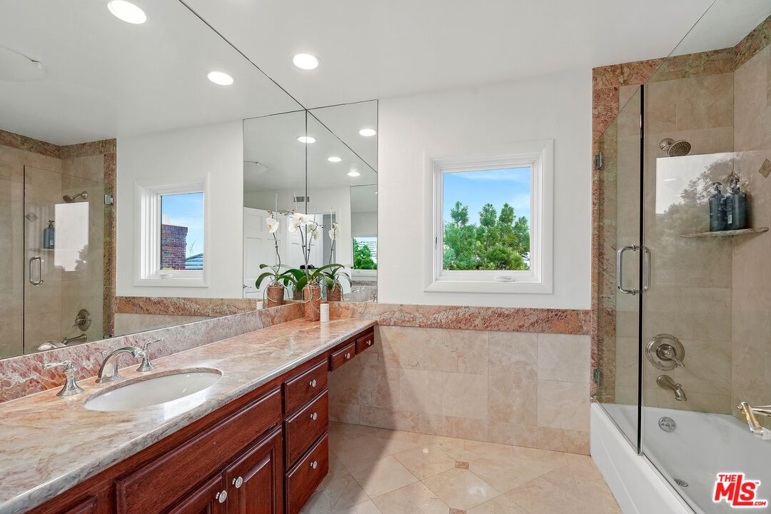 1218 Piedra Morada Dr