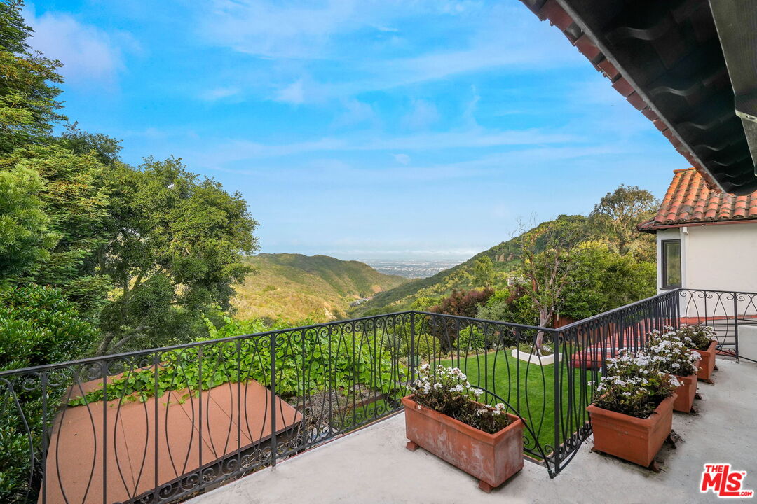 1218 Piedra Morada Dr