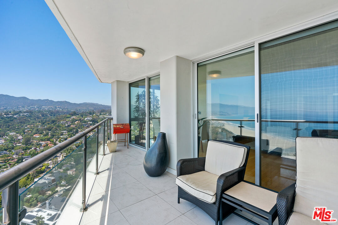 201 Ocean Ave Unit: 1809P