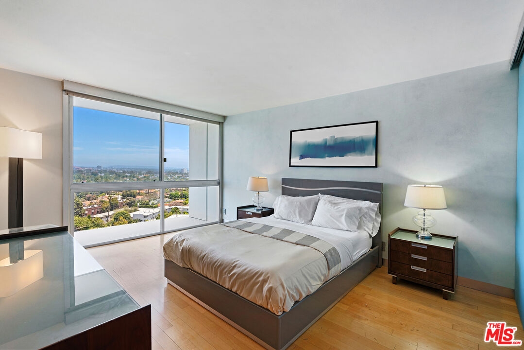 201 Ocean Ave Unit: 1809P