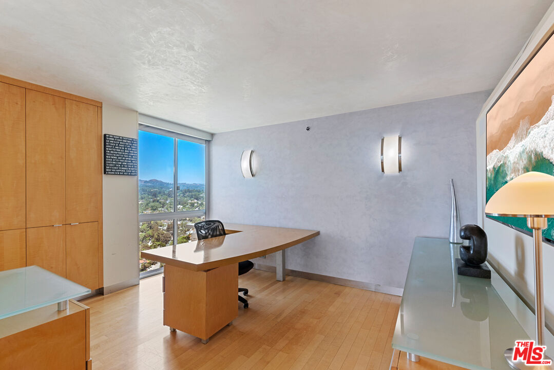 201 Ocean Ave Unit: 1809P