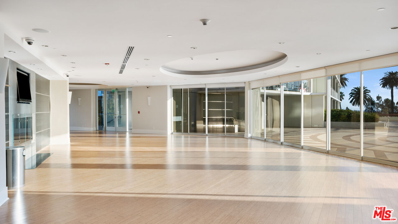 201 Ocean Ave Unit: 508B