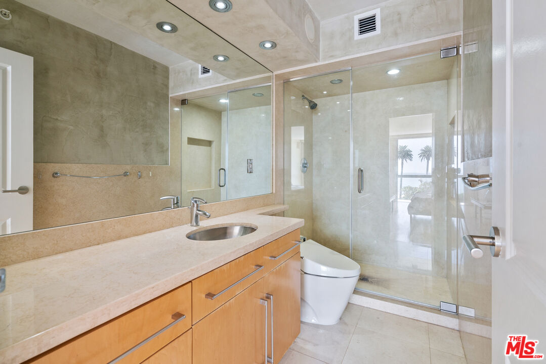 201 Ocean Ave Unit: 508B