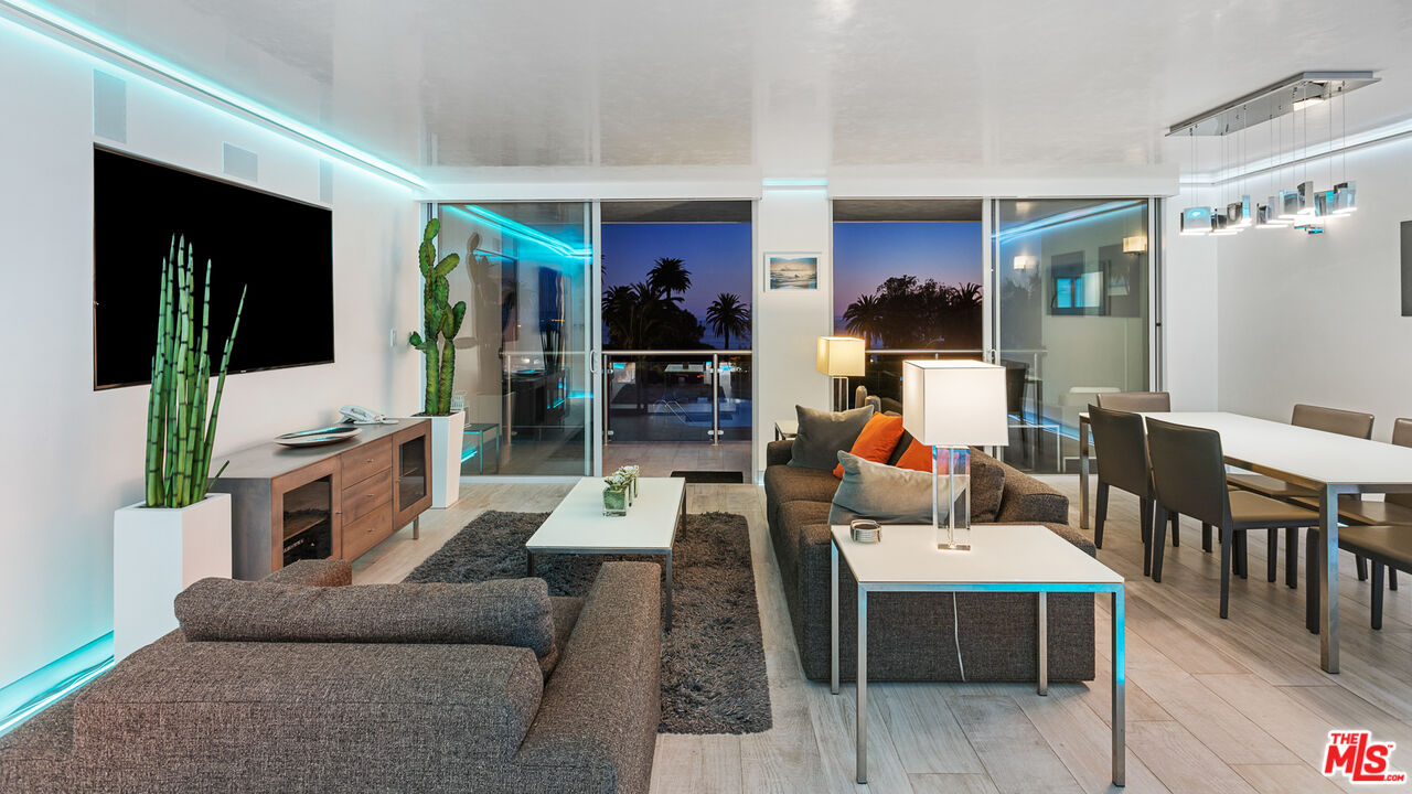 201 OCEAN AVE Unit: 403P
