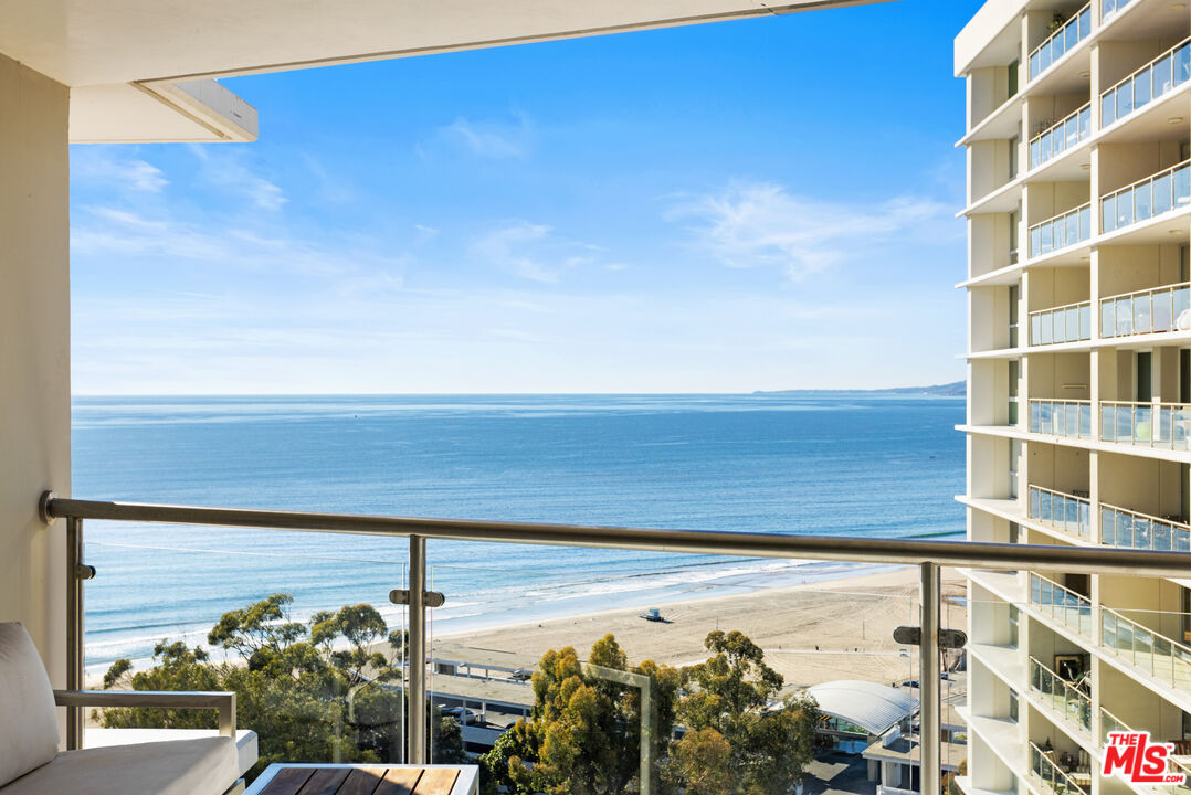 201 OCEAN AVE Unit: 1504B