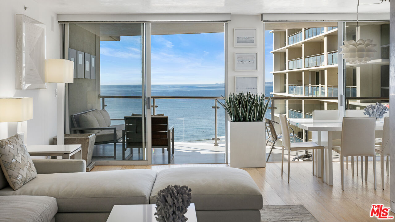 201 OCEAN AVE Unit: 1504B