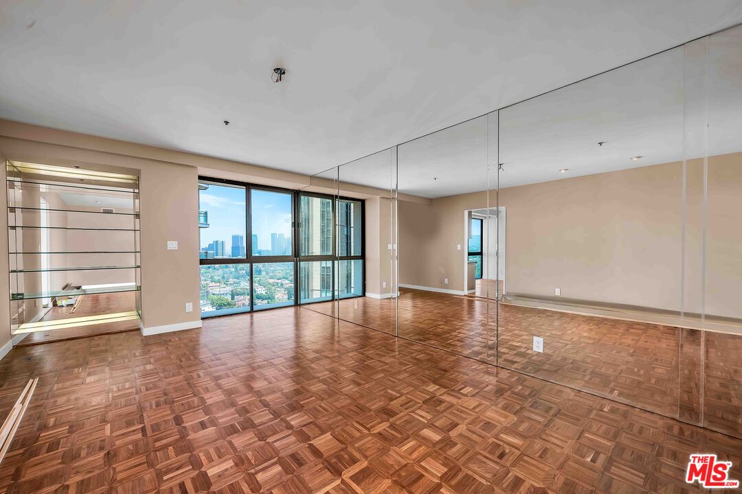 10790 Wilshire Blvd Unit: 1603