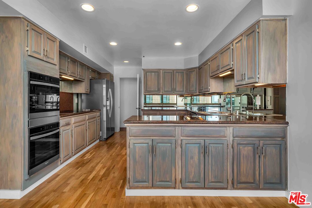 10790 Wilshire Blvd Unit: 1603