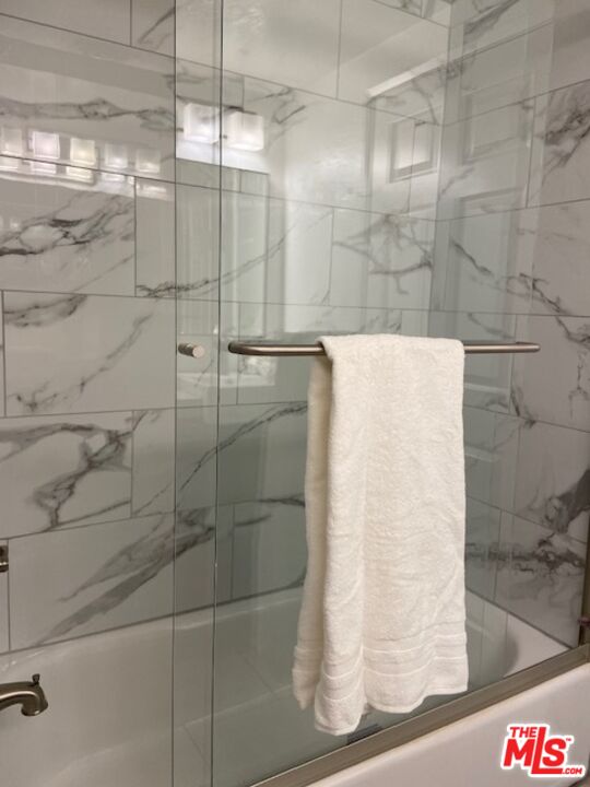 8651 W Olympic Blvd Unit: 303