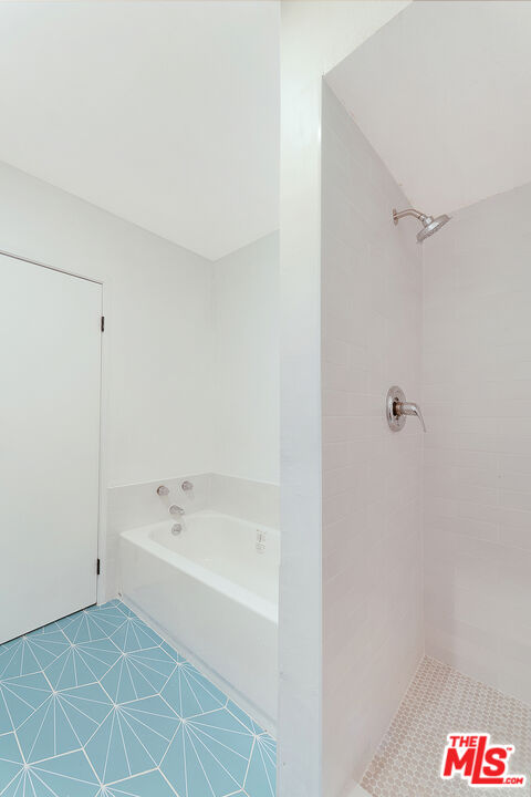 1750 Camino Palmero St Unit: 538