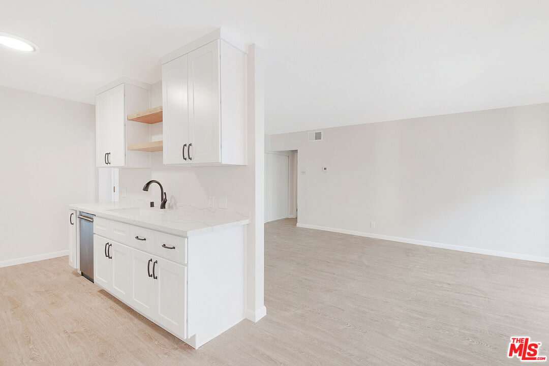 1750 Camino Palmero St Unit: 538