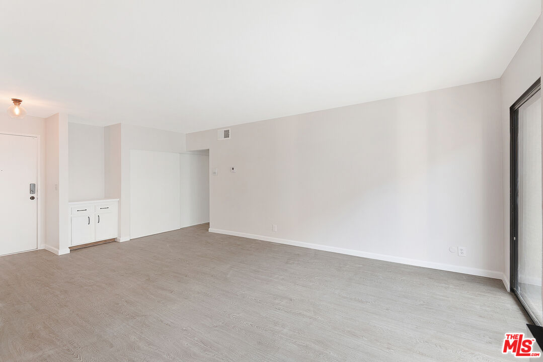 1750 Camino Palmero St Unit: 538