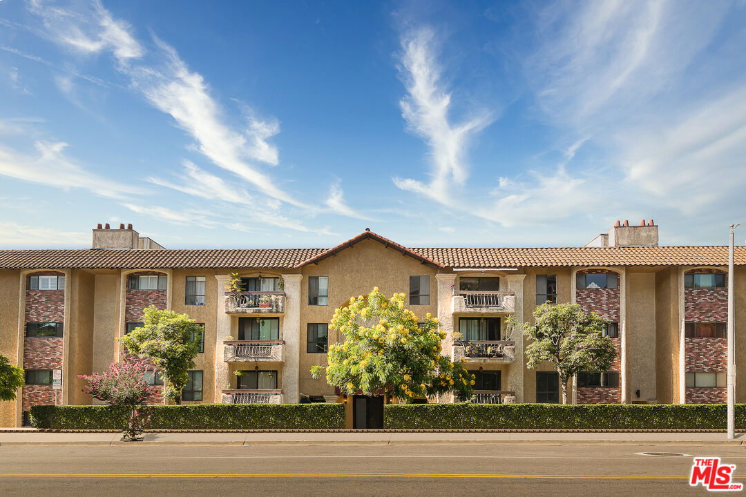 1750 Camino Palmero St Unit: 538