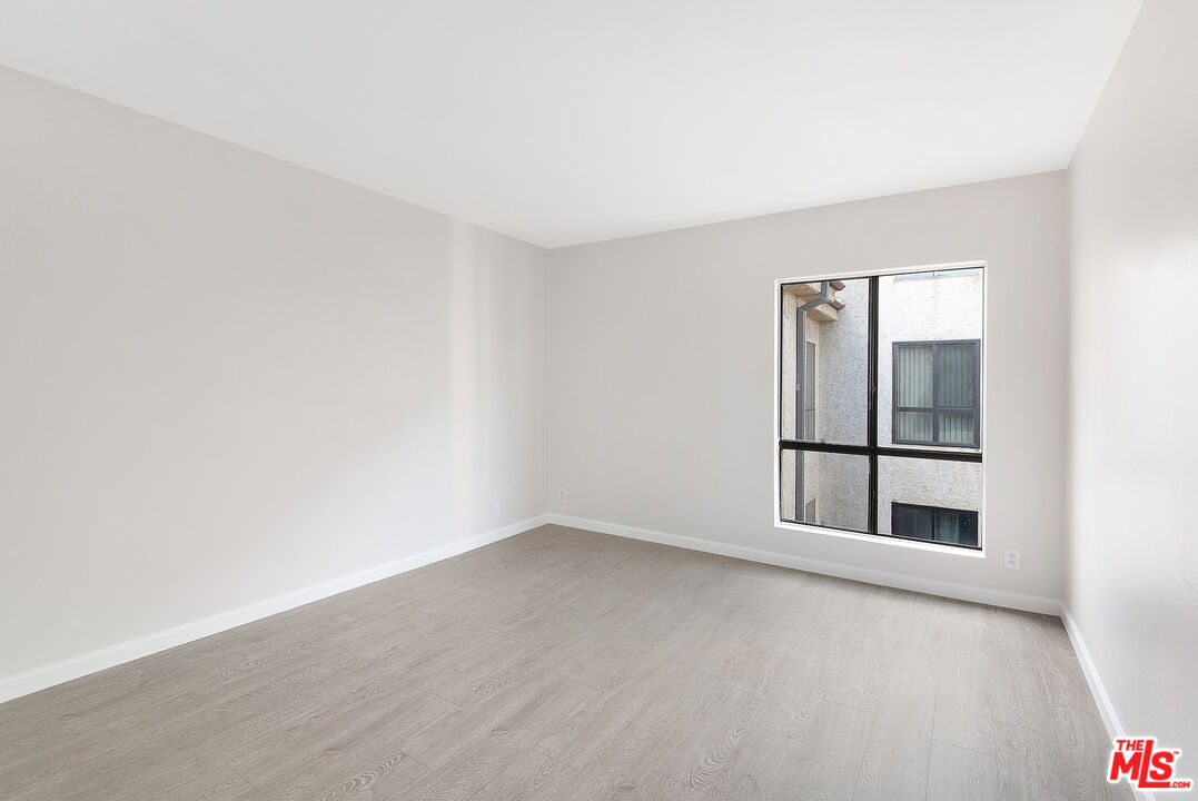 1750 Camino Palmero St Unit: 538