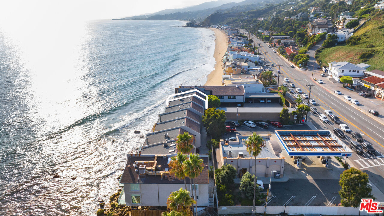 21224 Pacific Coast Hwy