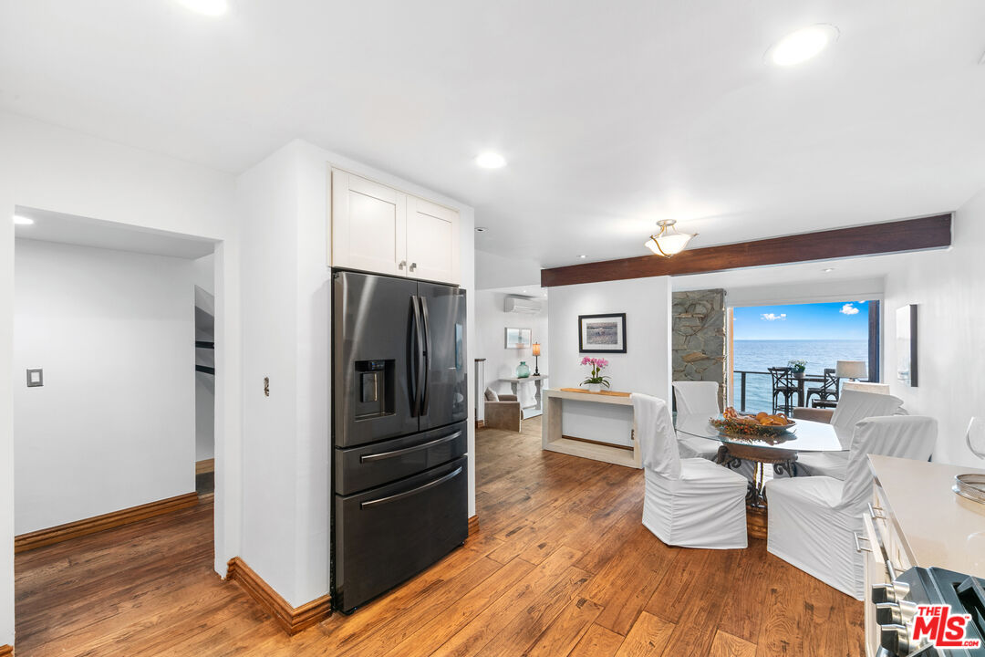 21224 Pacific Coast Hwy