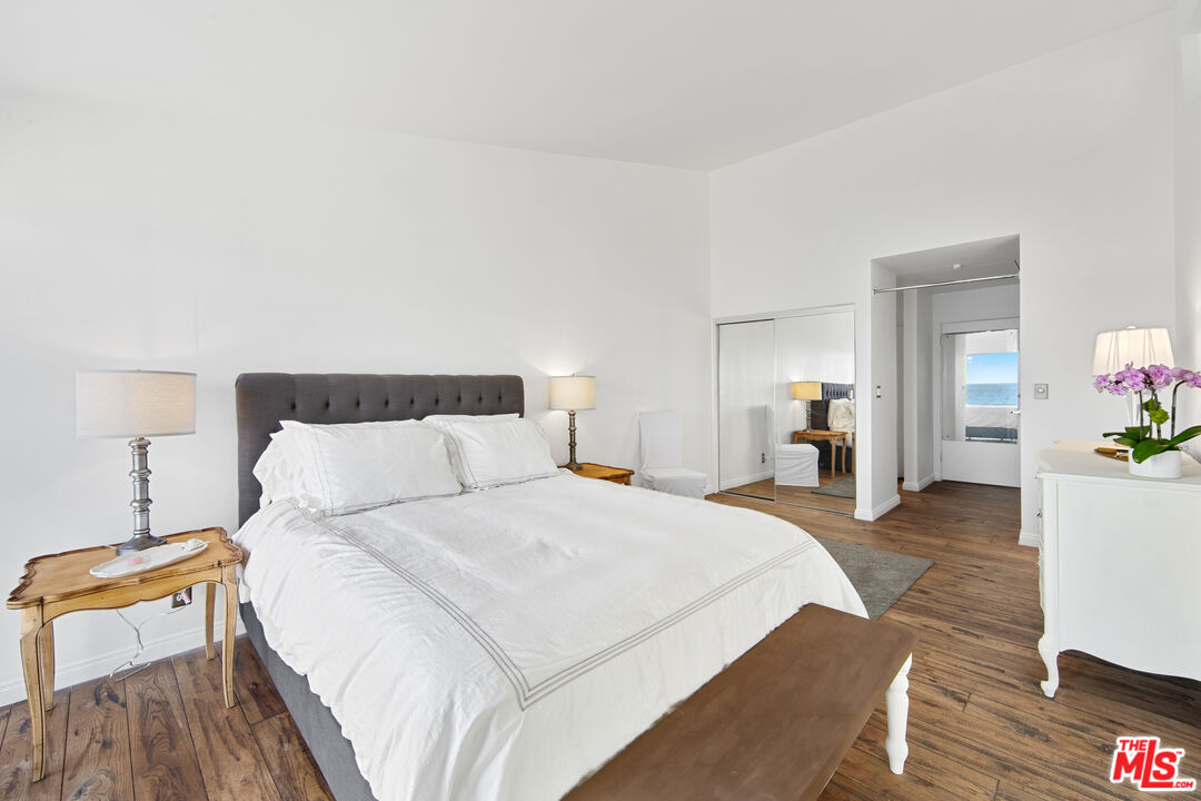 21224 Pacific Coast Hwy