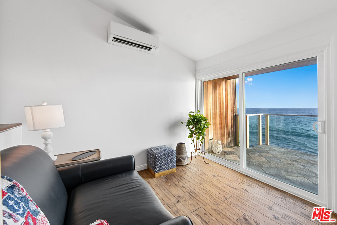 21224 Pacific Coast Hwy