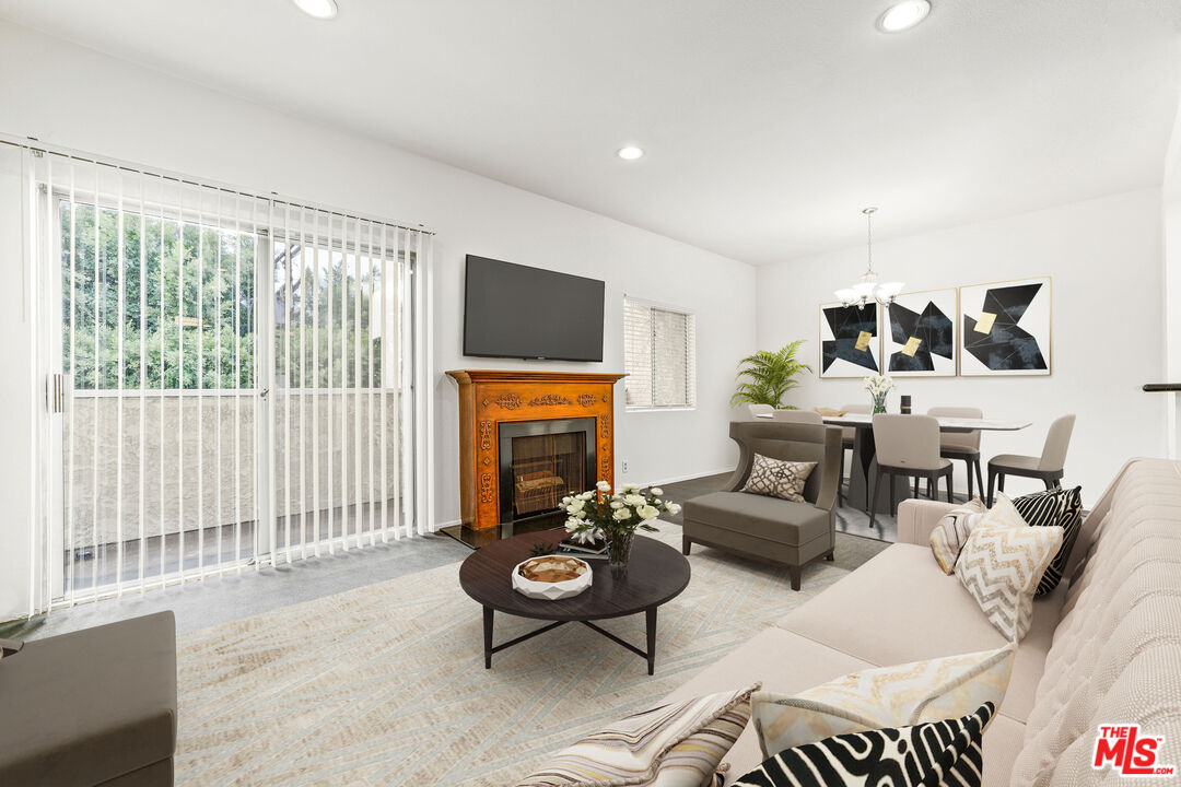 317 S Holt Ave Unit: 7