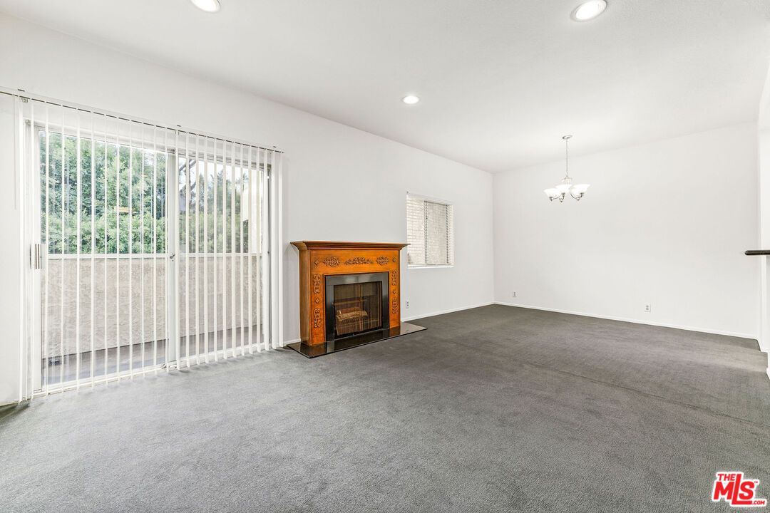 317 S Holt Ave Unit: 7