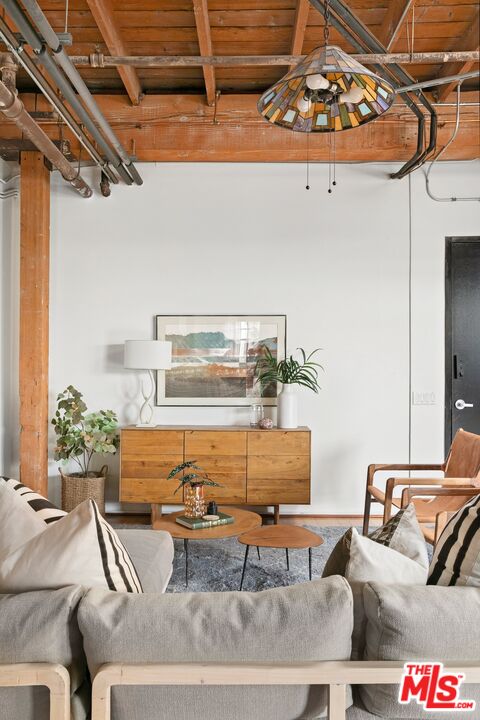 500 Molino St Unit: 202