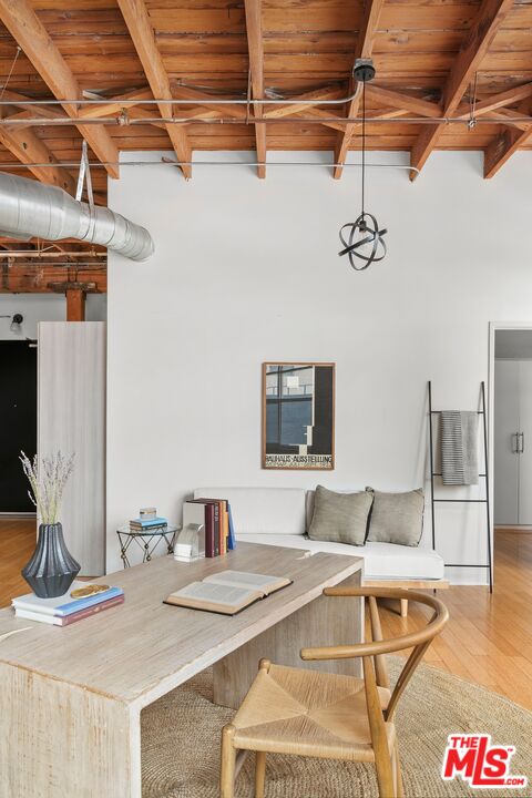 500 Molino St Unit: 202