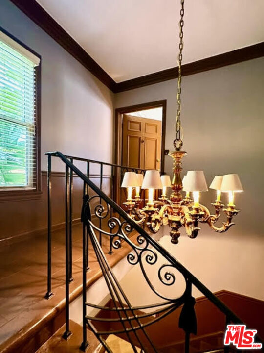 5962 San Vicente Blvd Unit: 2