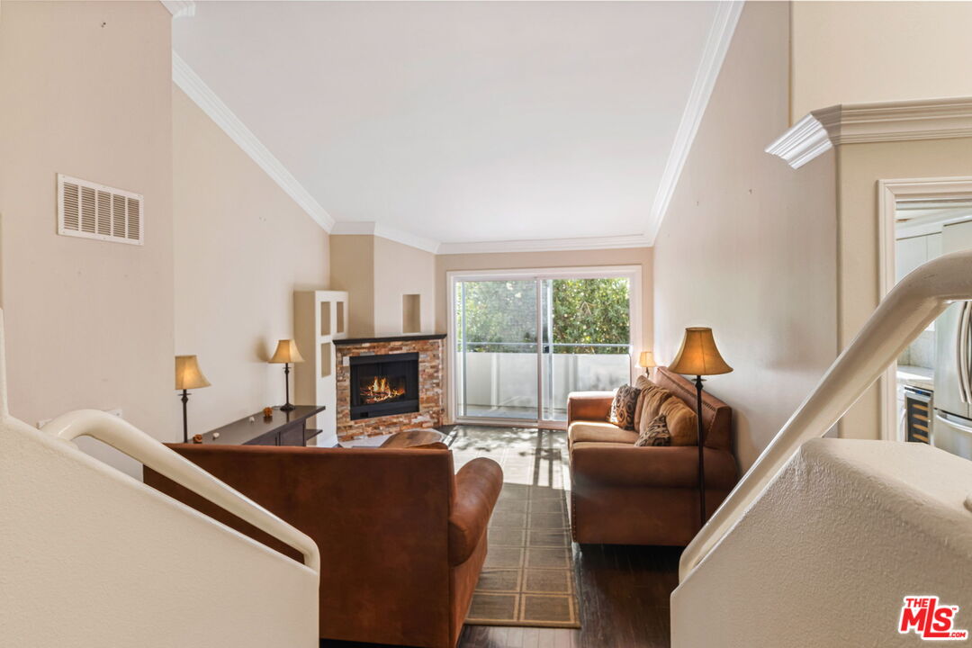 16040 W SUNSET Unit: 307