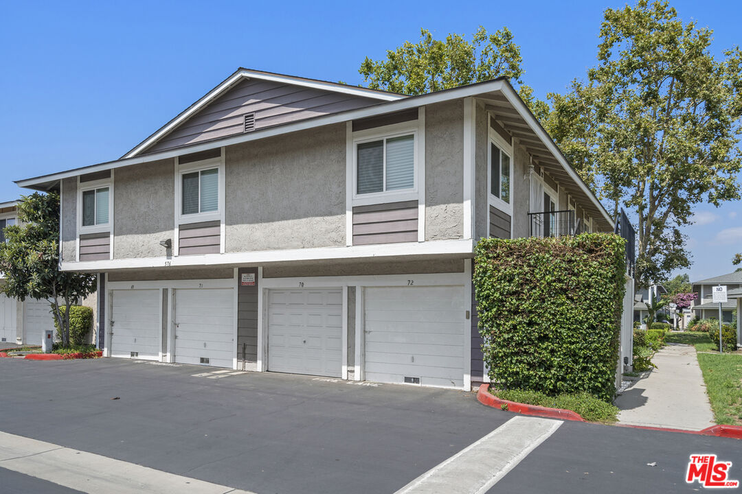 576 Spring Rd Unit: 70