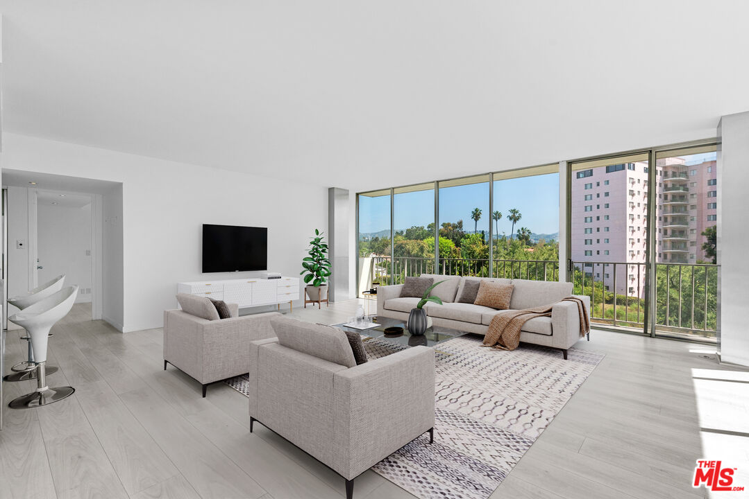 10433 Wilshire Blvd Unit: 601