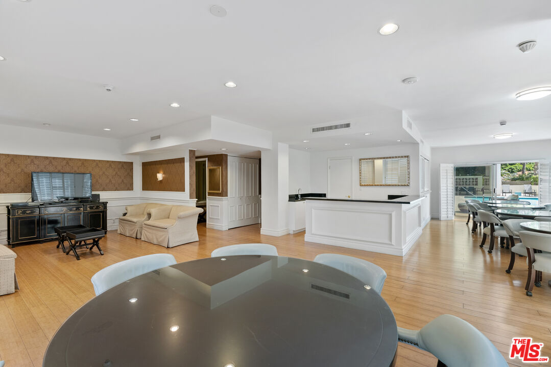 10433 Wilshire Blvd Unit: 601