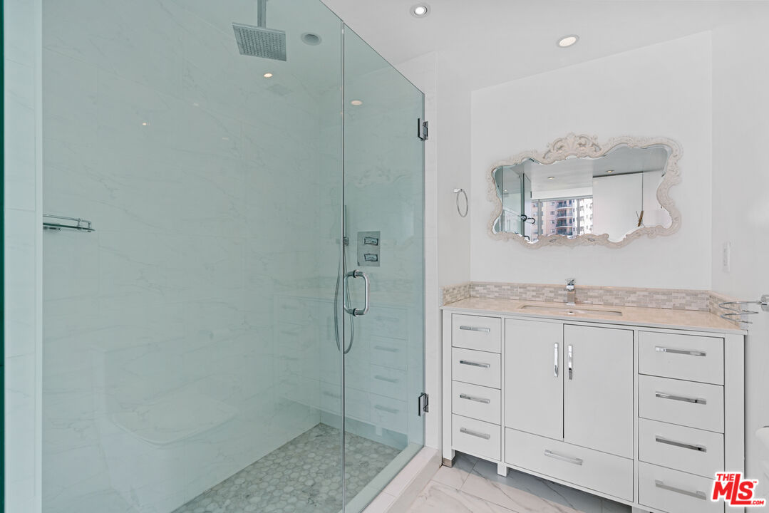 10433 Wilshire Blvd Unit: 601