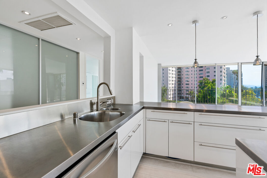 10433 Wilshire Blvd Unit: 601
