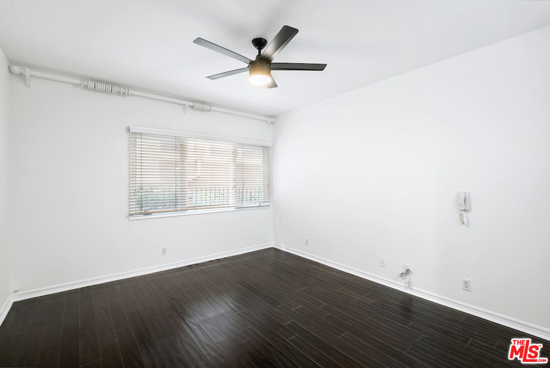 435 Arnaz Dr Unit: 104