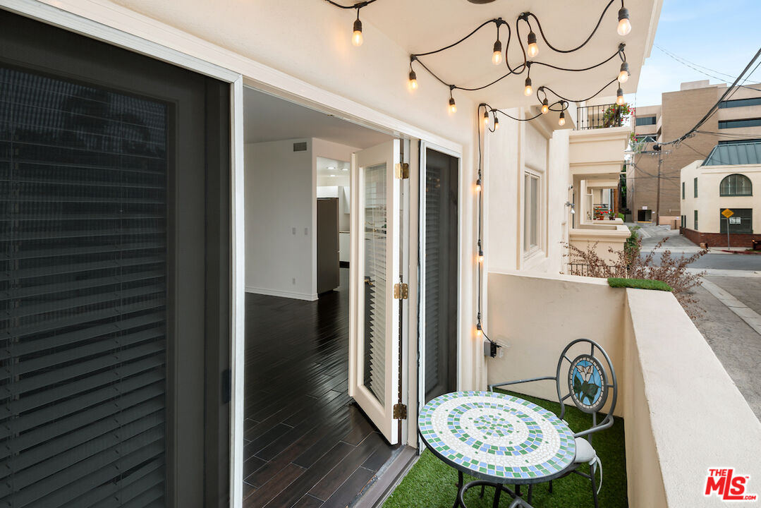 435 Arnaz Dr Unit: 104