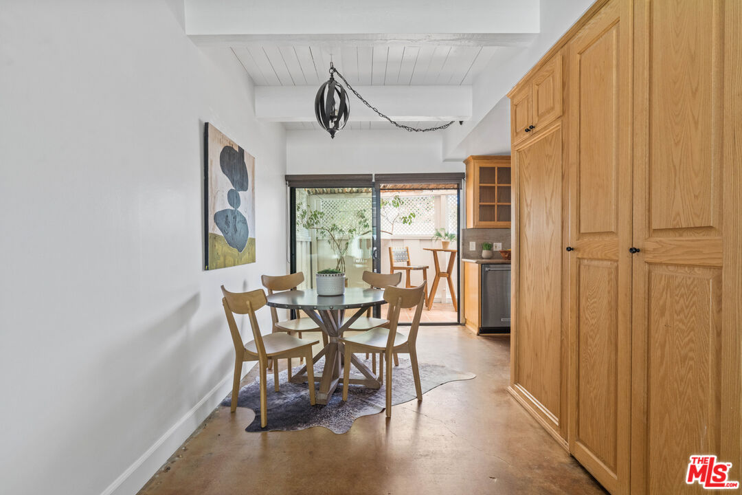 4601 Inglewood Blvd Unit: 1