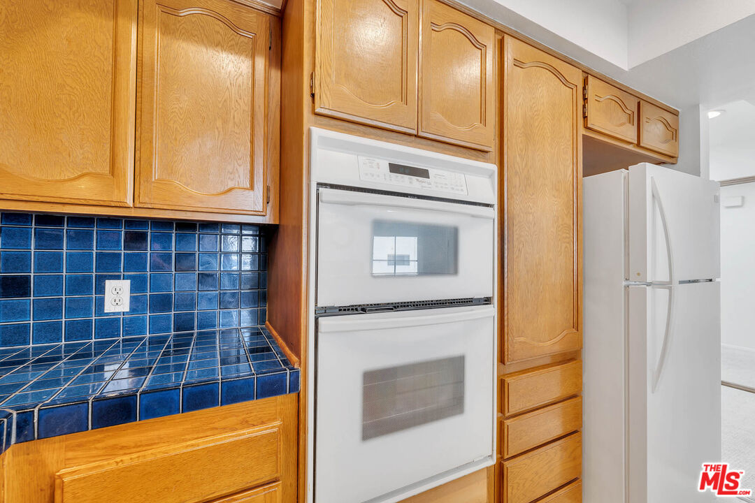 1740 Malcolm Ave Unit: 303