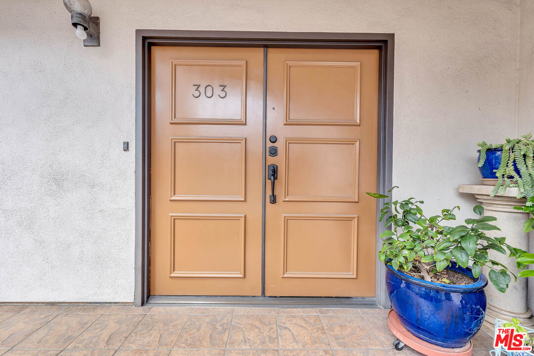 1740 Malcolm Ave Unit: 303