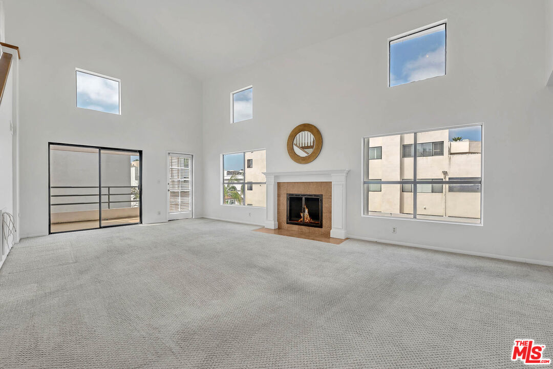 1740 Malcolm Ave Unit: 303