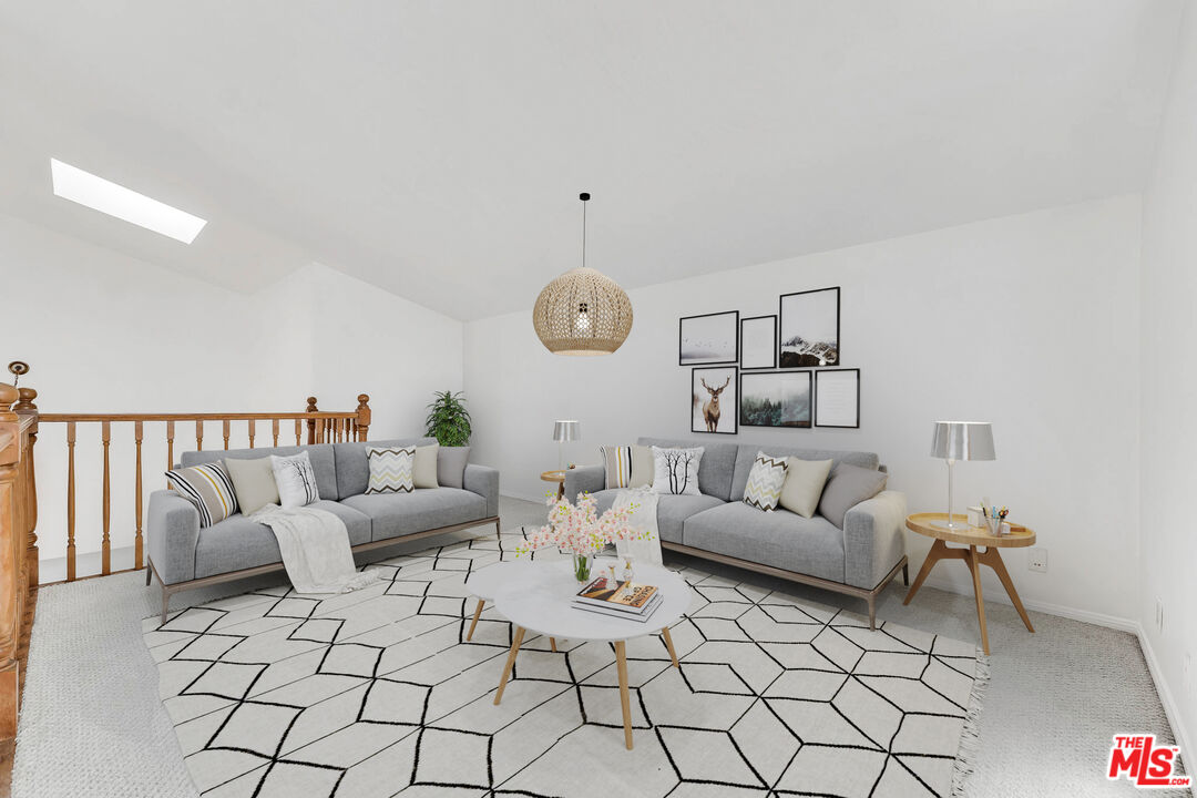 1740 Malcolm Ave Unit: 303