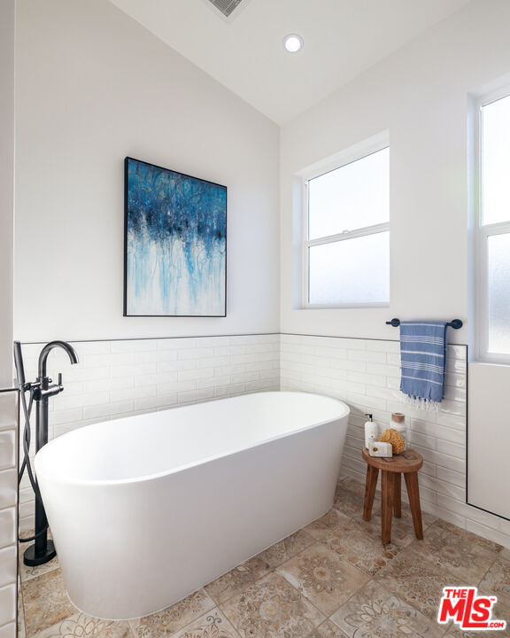 2010 Plant Ave Unit: B