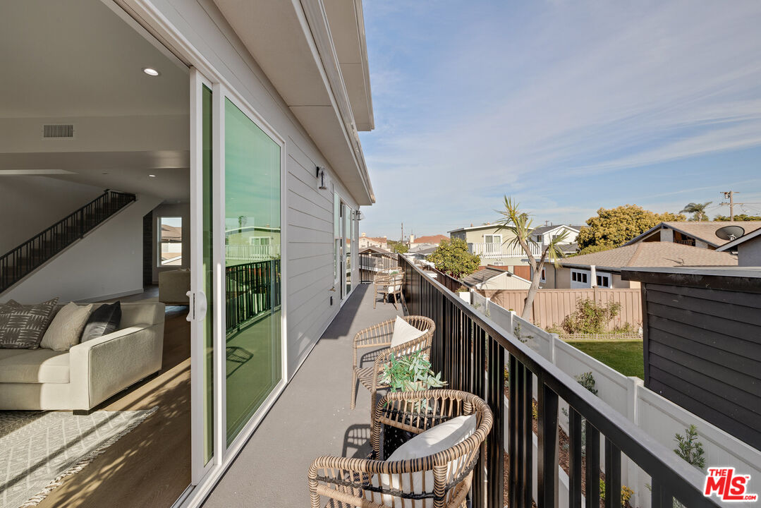 2010 Plant Ave Unit: B