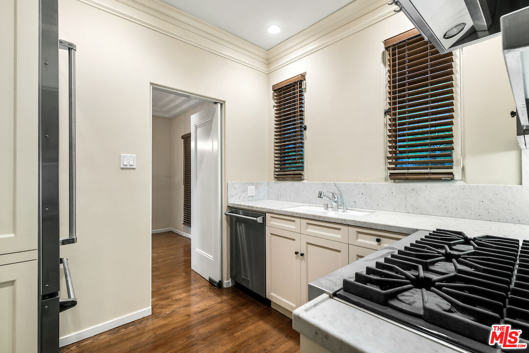 148 S Peck DR Unit: 6